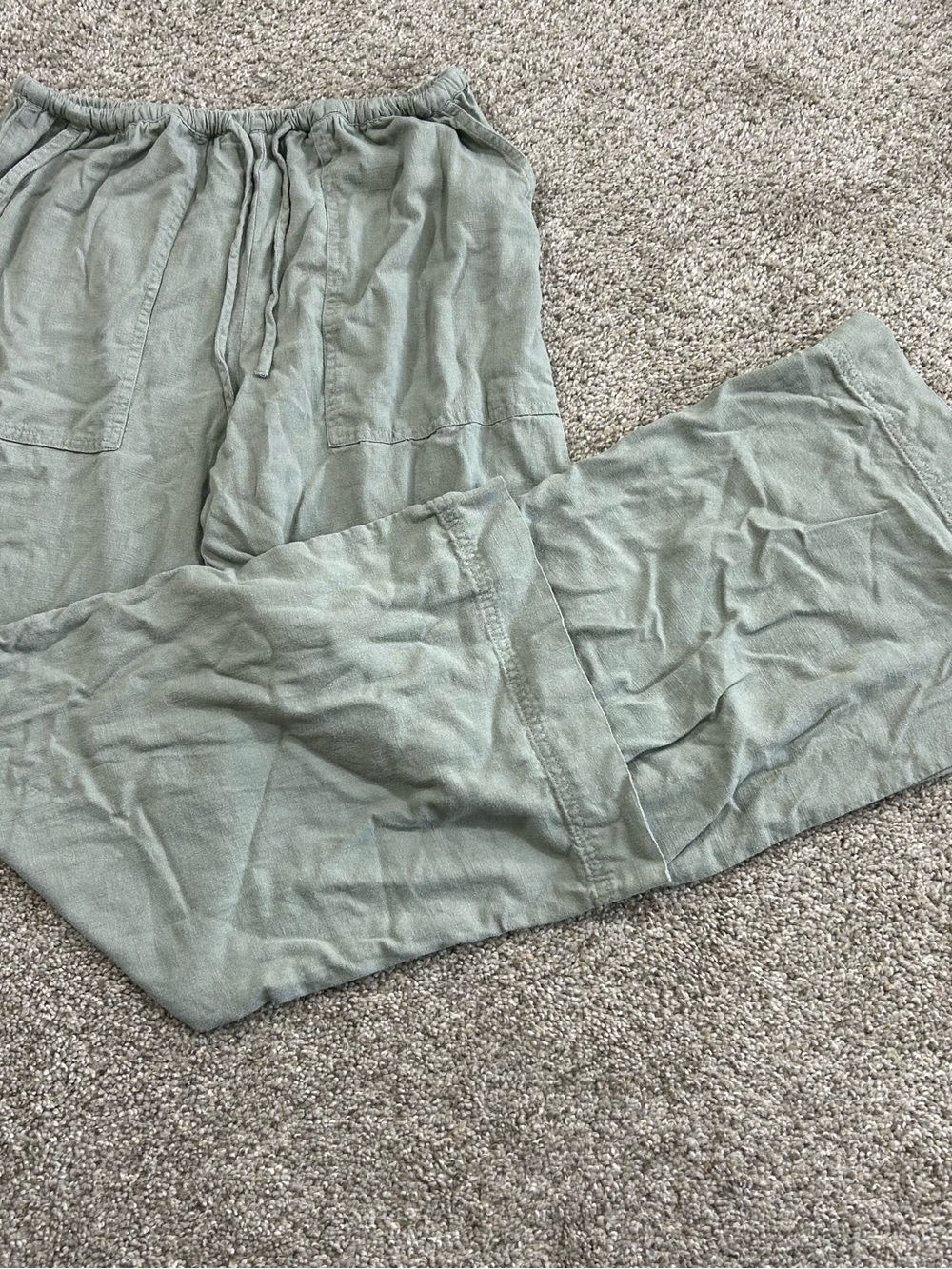 Fabletics Wide-Leg Drawstring Pants in Sage Green